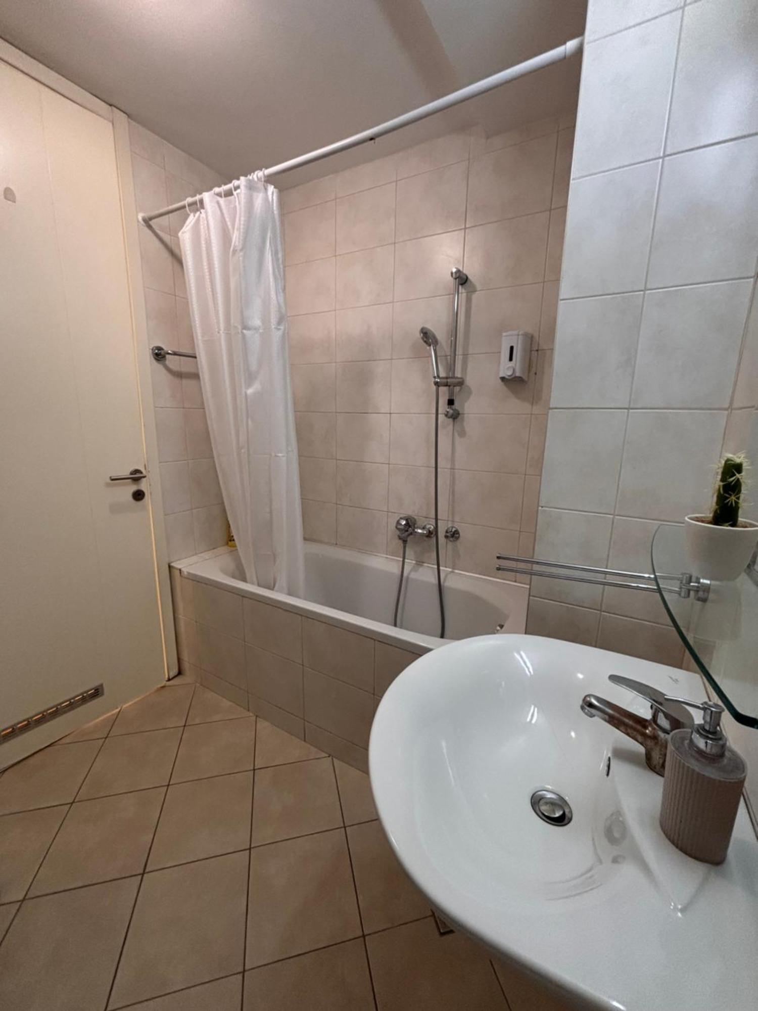 Arena Belgrade Apartment Bagian luar foto